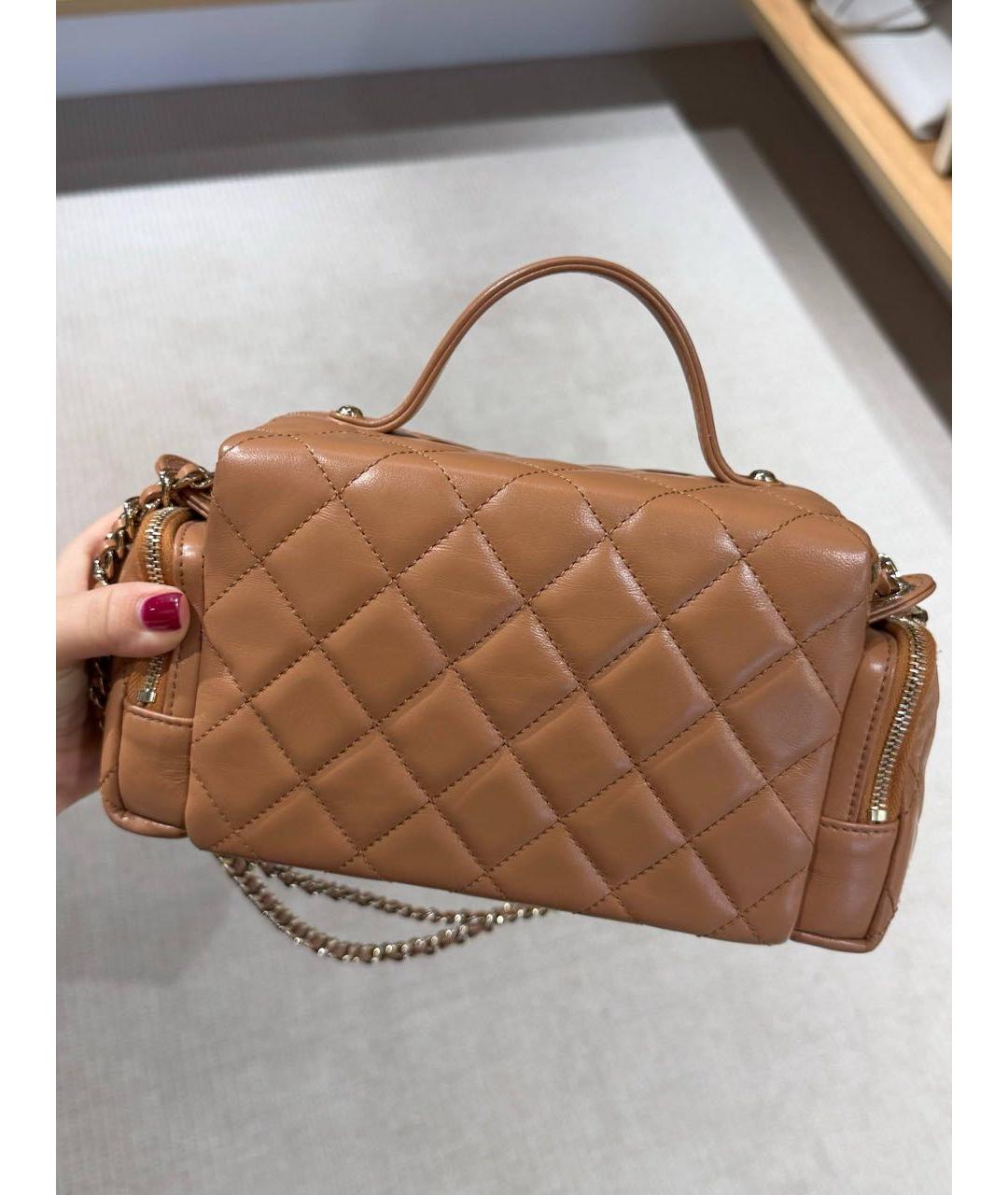 CHANEL Бежевая кожаная сумка через плечо, фото 4