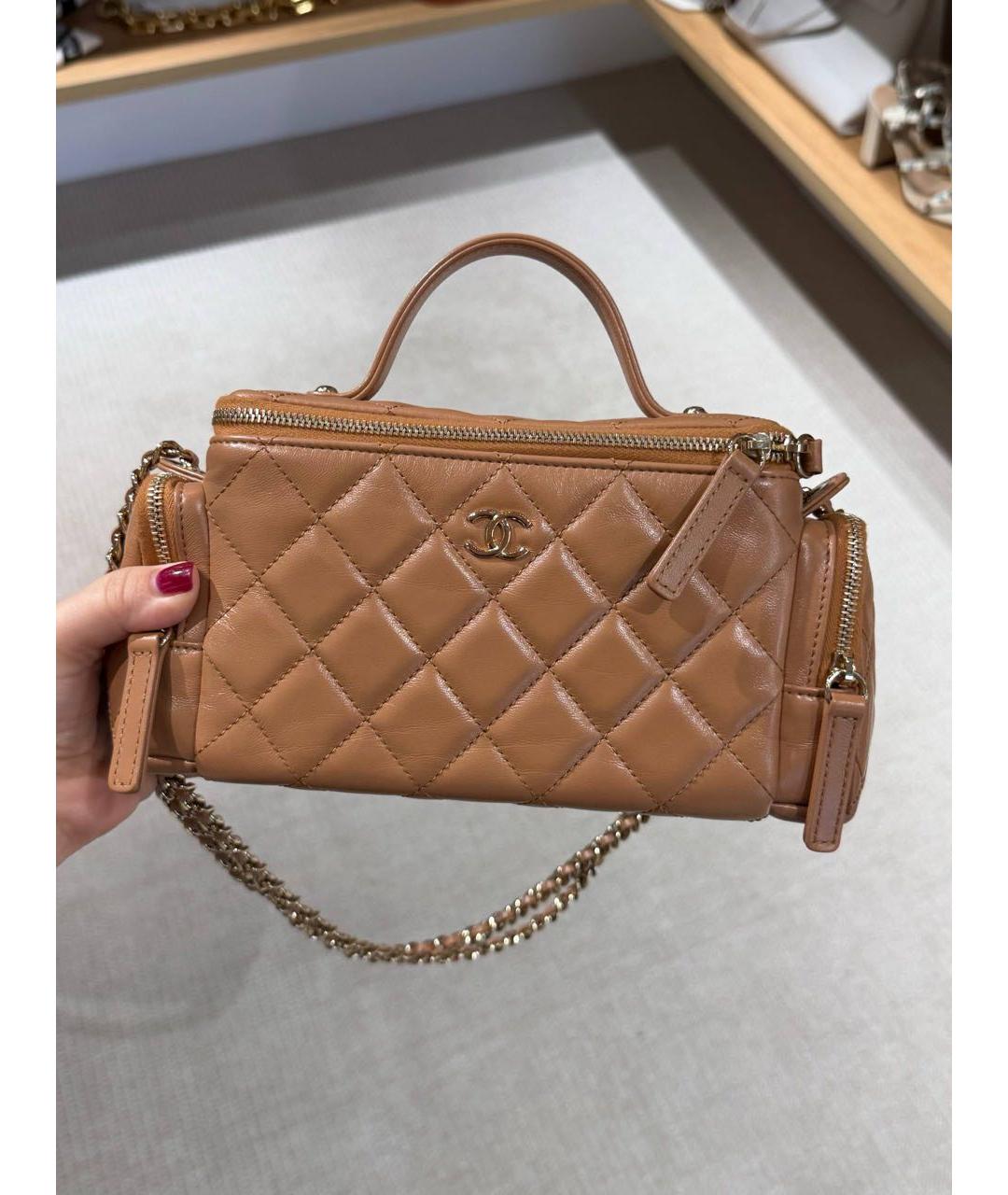 CHANEL Бежевая кожаная сумка через плечо, фото 2
