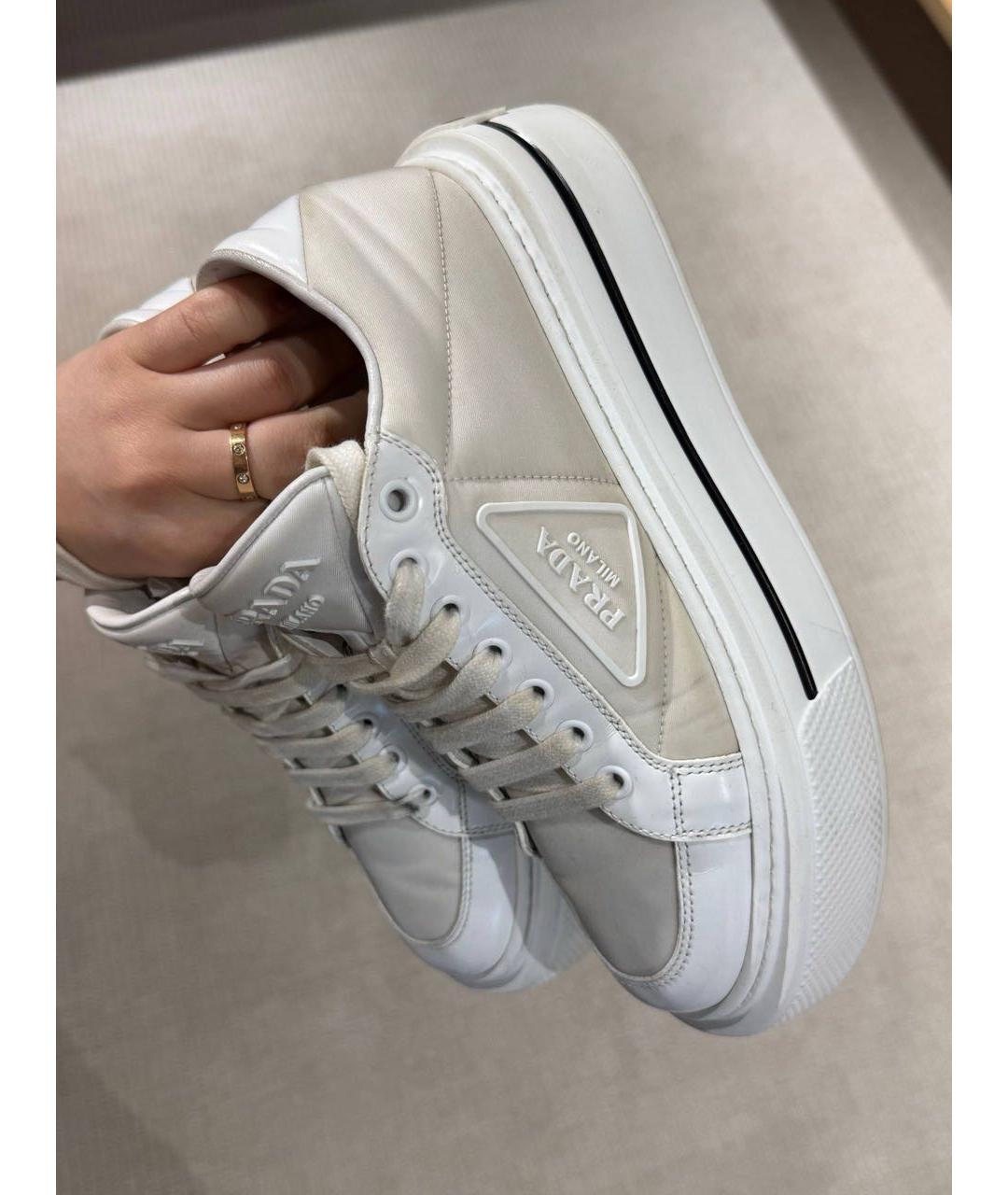 PRADA Белые синтетические кеды, фото 4