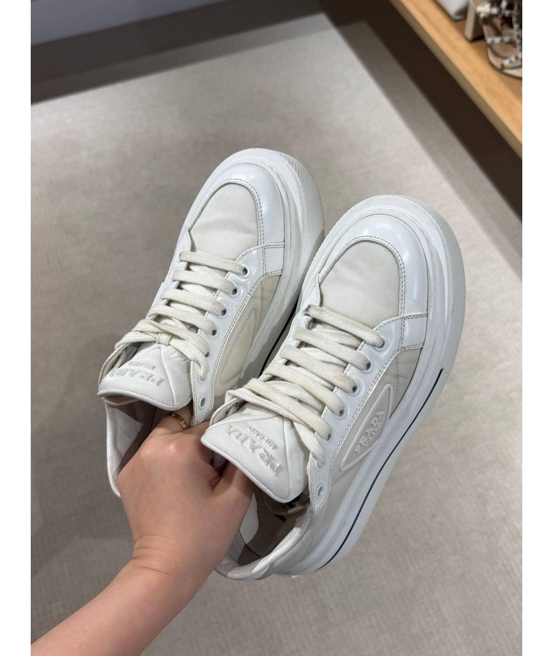 PRADA Белые синтетические кеды, фото 3
