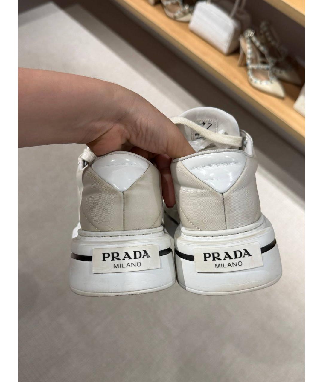 PRADA Белые синтетические кеды, фото 5