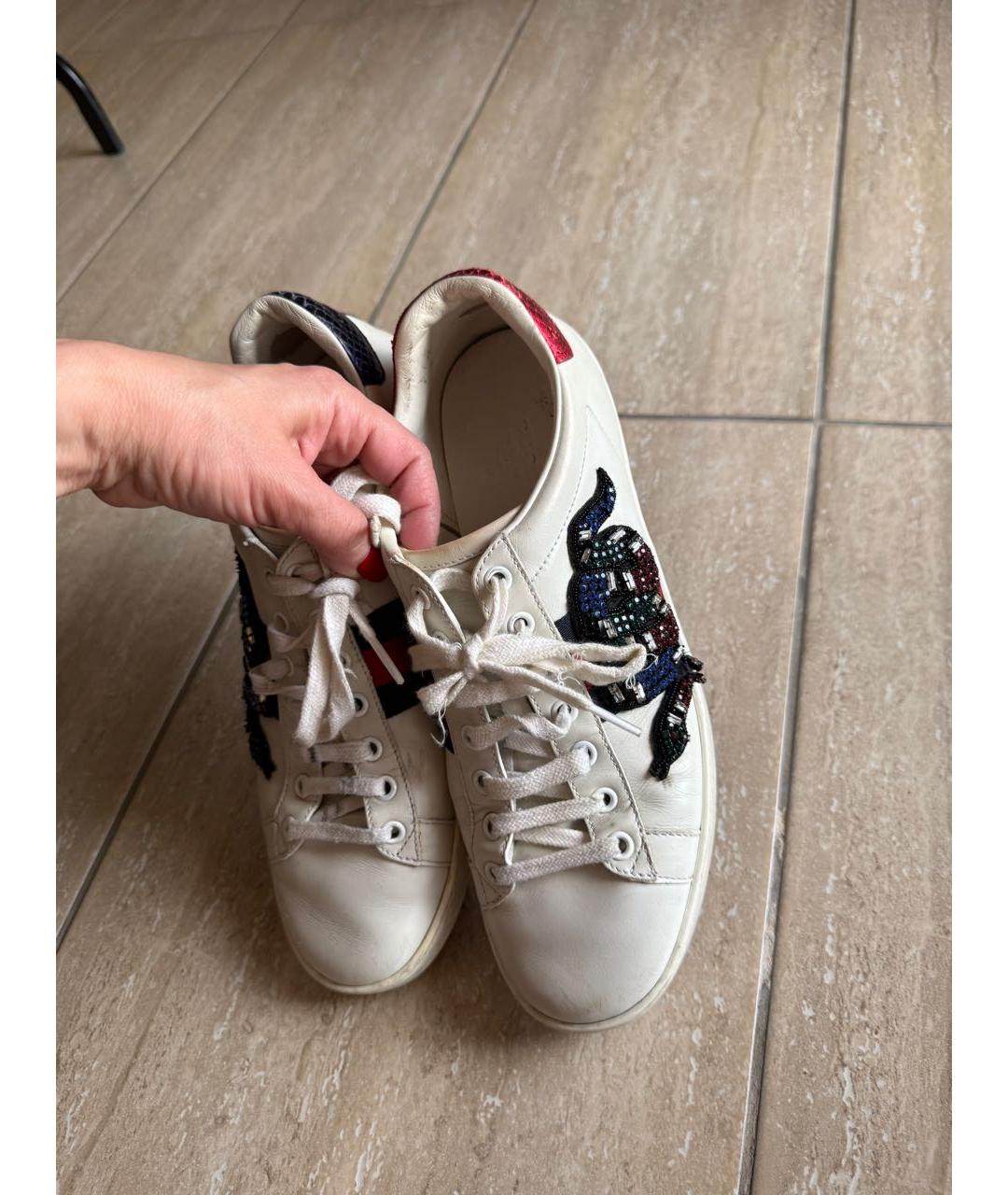 GUCCI Белые кеды из лакированной кожи, фото 5