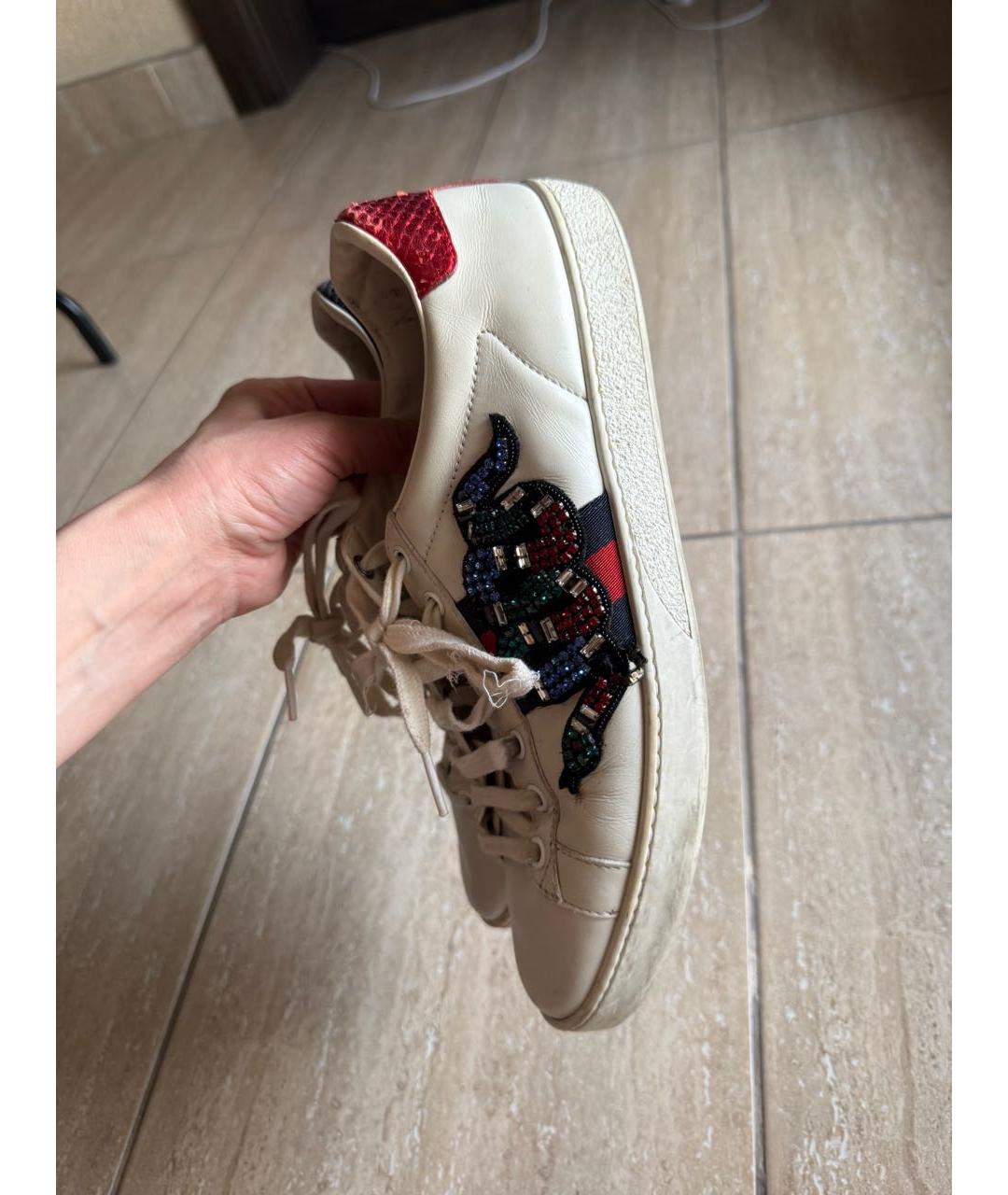GUCCI Белые кеды из лакированной кожи, фото 7