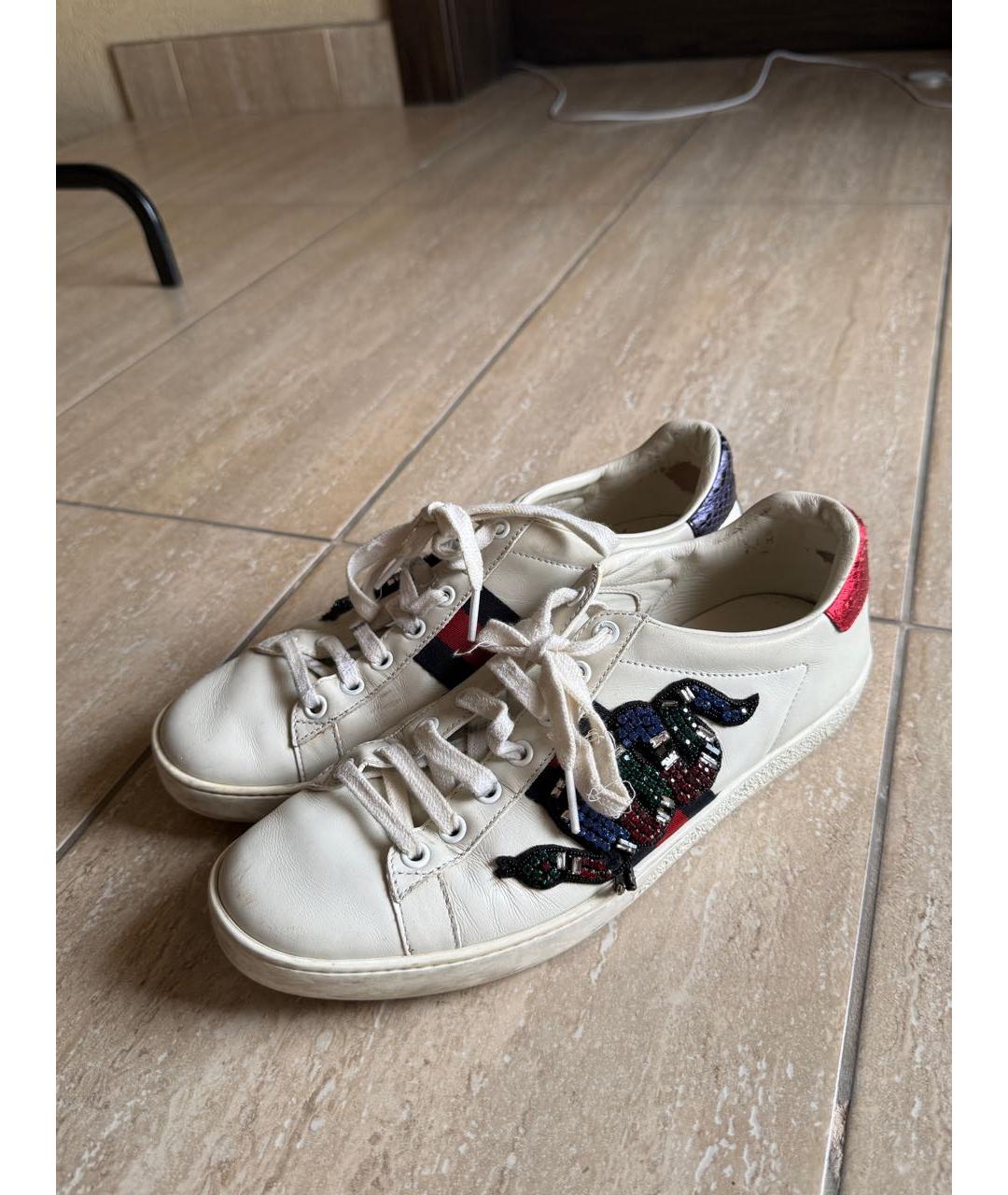 GUCCI Белые кеды из лакированной кожи, фото 8