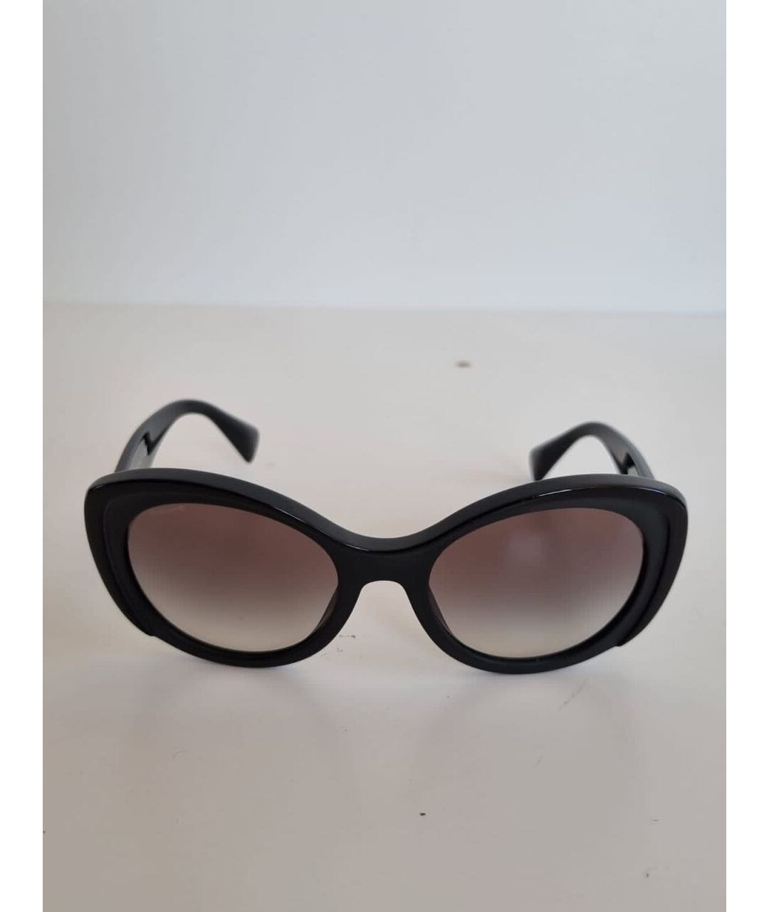 PRADA Черные солнцезащитные очки, фото 2