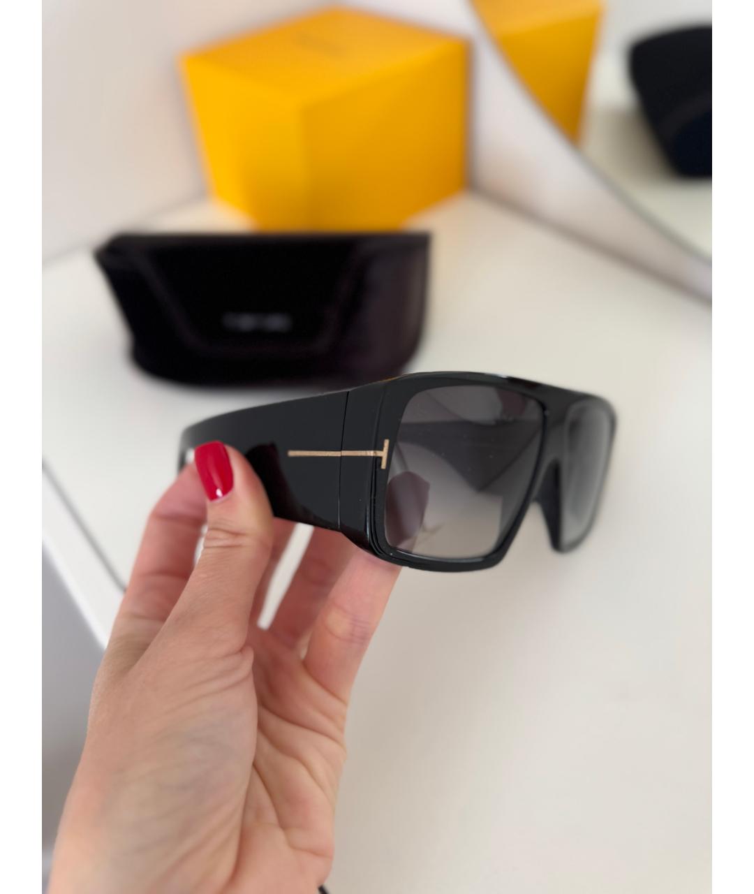 TOM FORD Черные пластиковые солнцезащитные очки, фото 2
