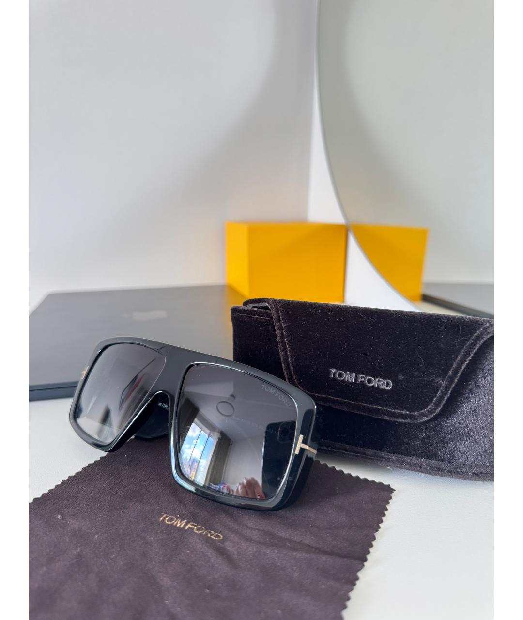 TOM FORD Черные пластиковые солнцезащитные очки, фото 6