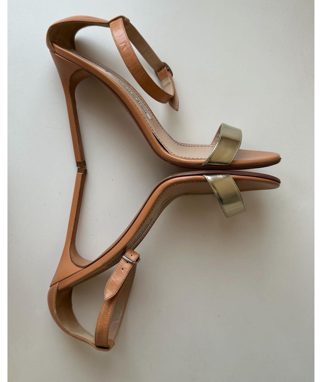 MANOLO BLAHNIK Бежевые кожаные босоножки, фото 4