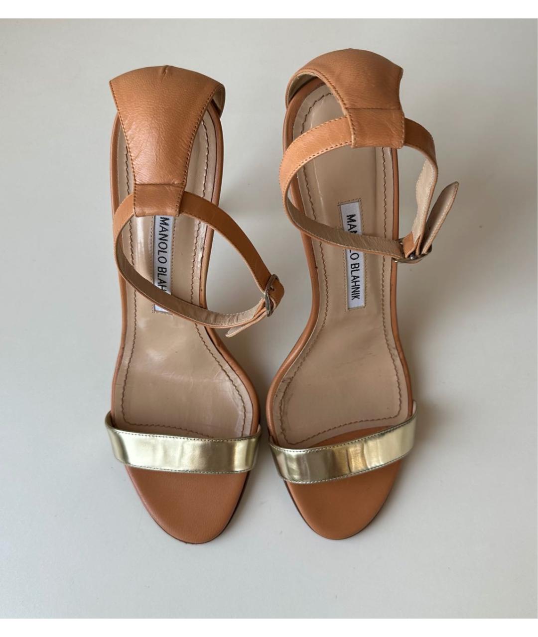 MANOLO BLAHNIK Бежевые кожаные босоножки, фото 2