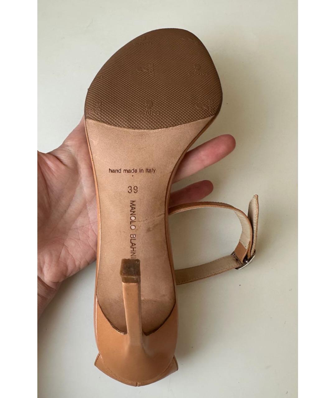 MANOLO BLAHNIK Бежевые кожаные босоножки, фото 7