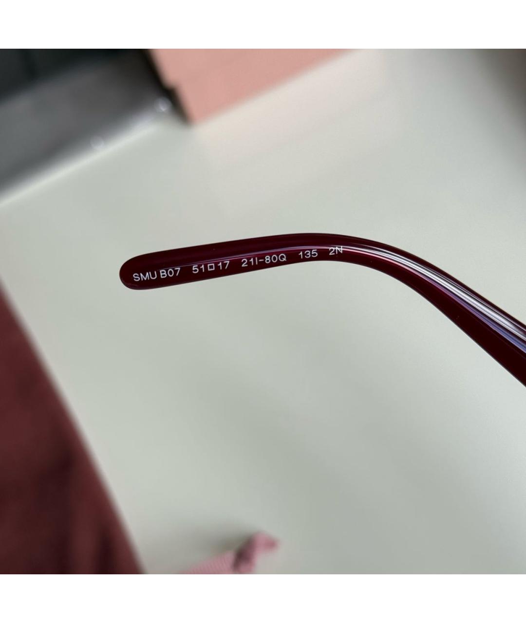 MIU MIU Бордовые пластиковые солнцезащитные очки, фото 5