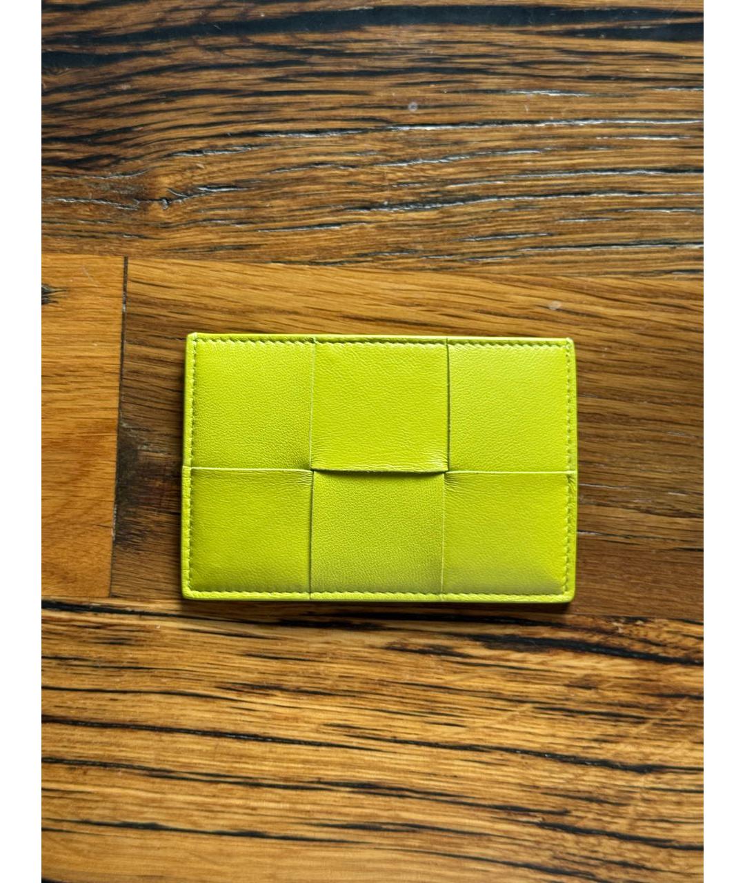 BOTTEGA VENETA Салатовый кожаный кардхолдер, фото 2