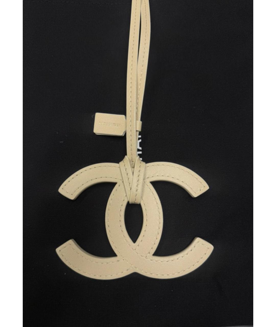 CHANEL Бежевый брелок, фото 2