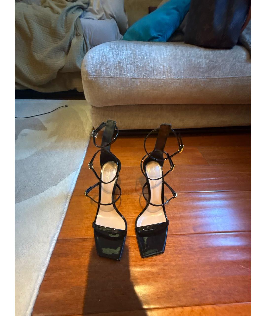 GIANVITO ROSSI Черные кожаные босоножки, фото 2