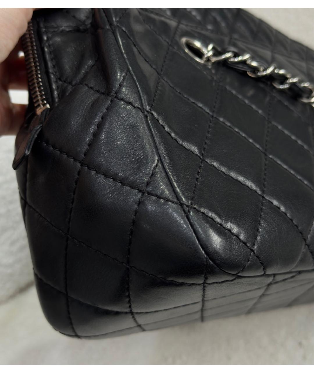 CHANEL Черная кожаная сумка через плечо, фото 6