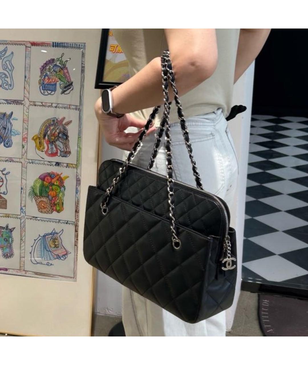 CHANEL Черная кожаная сумка через плечо, фото 8