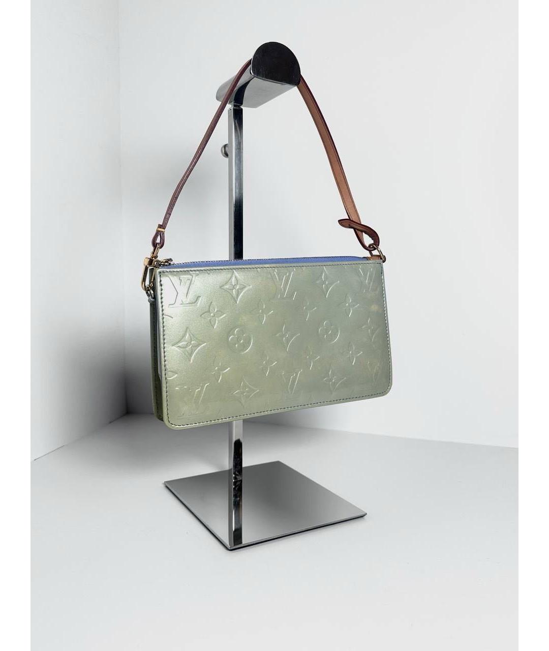 LOUIS VUITTON Голубая сумка с короткими ручками из лакированной кожи, фото 7