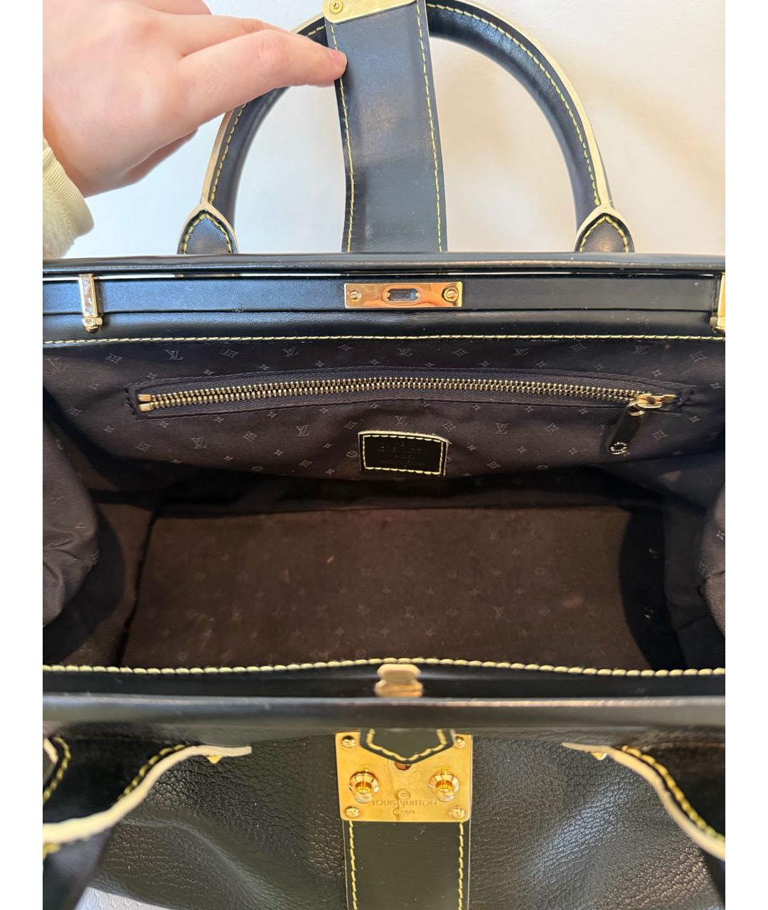LOUIS VUITTON Черная кожаная сумка с короткими ручками, фото 3