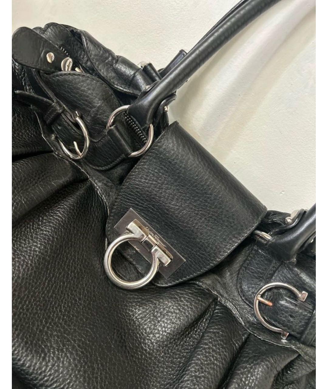 FERRAGAMO Черная кожаная сумка с короткими ручками, фото 5