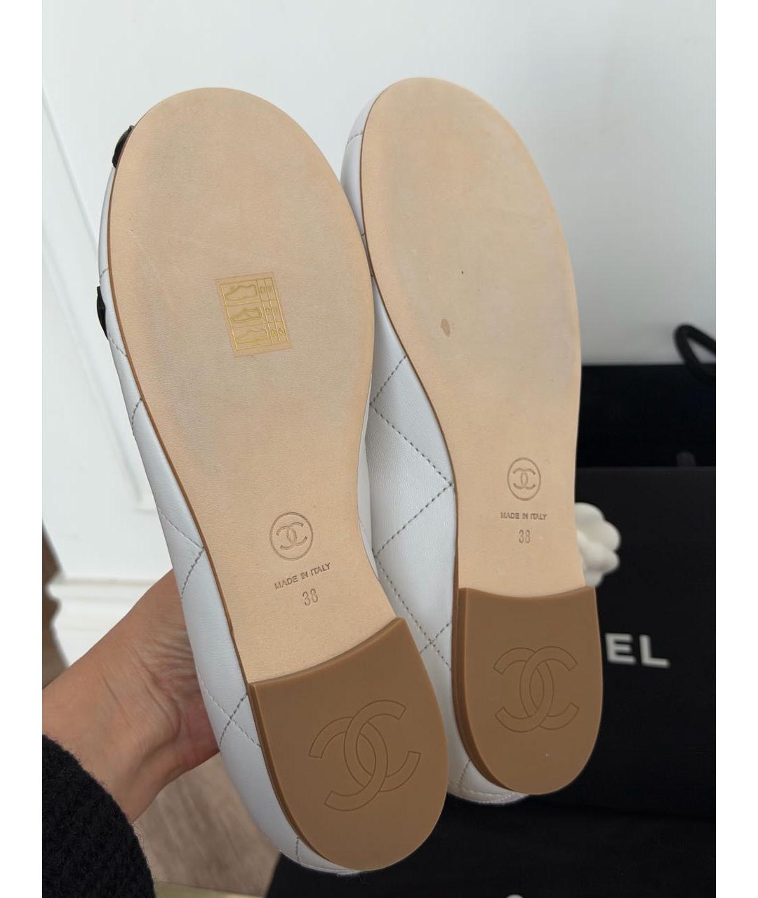 CHANEL Белые кожаные балетки, фото 4