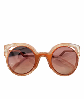 

Солнцезащитные очки FENDI
