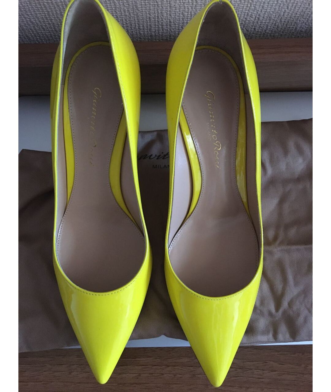 GIANVITO ROSSI Желтые туфли из лакированной кожи, фото 2