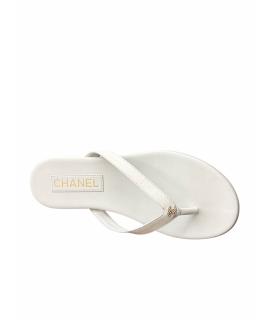 CHANEL Шлепанцы