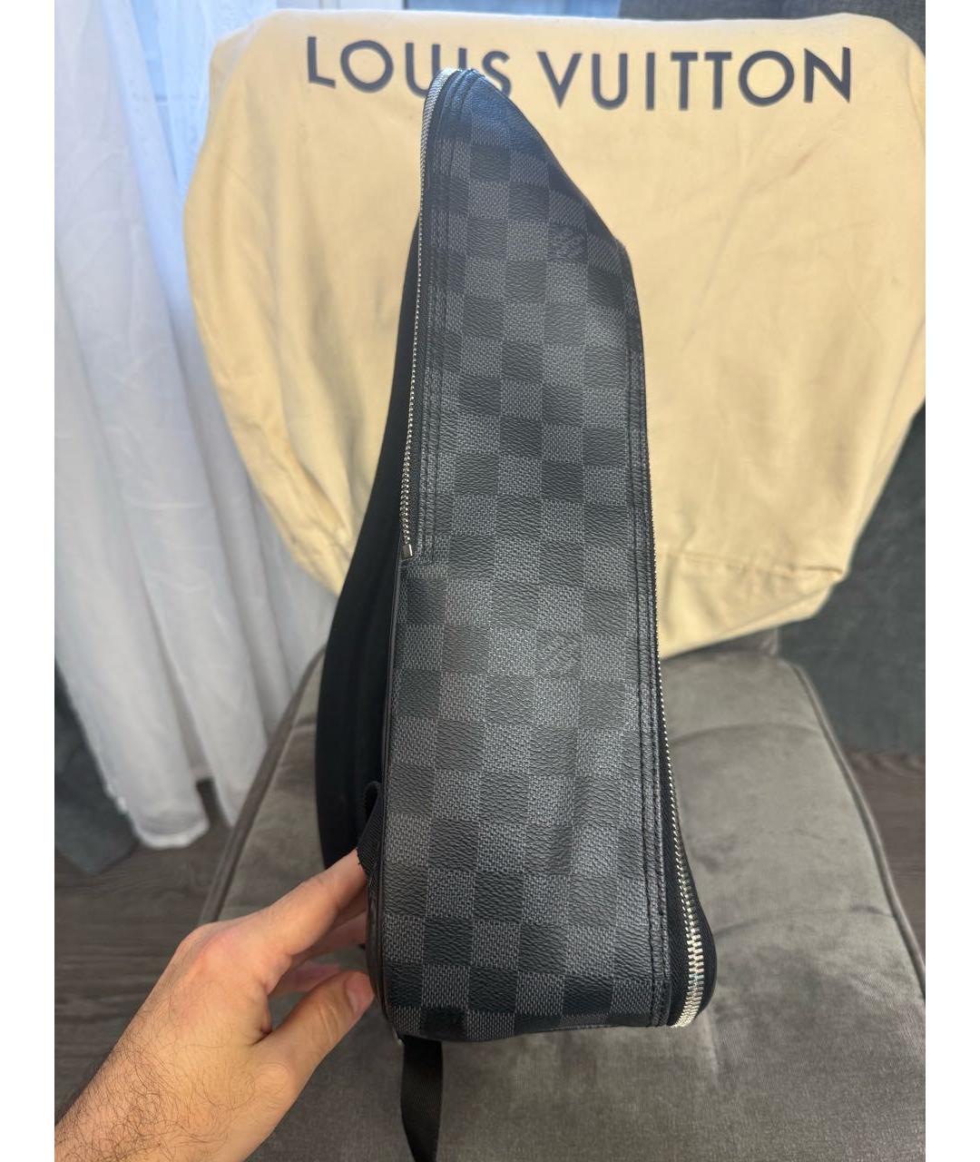LOUIS VUITTON Антрацитовый рюкзак, фото 2