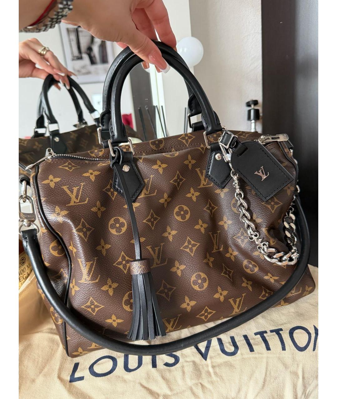 LOUIS VUITTON Коричневая сумка с короткими ручками, фото 9