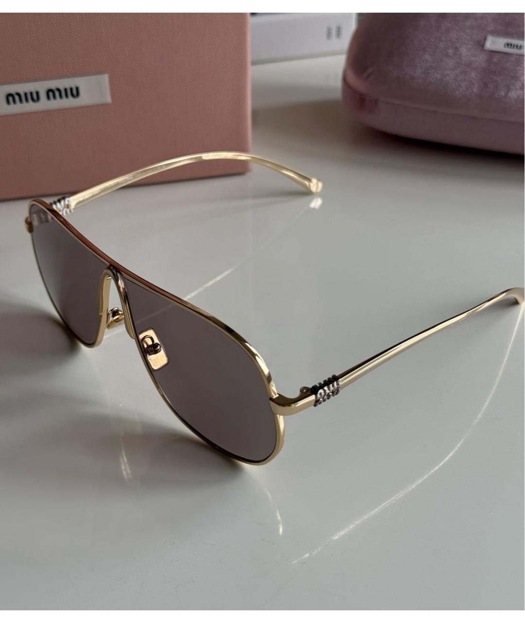 MIU MIU Коричневые металлические солнцезащитные очки, фото 2