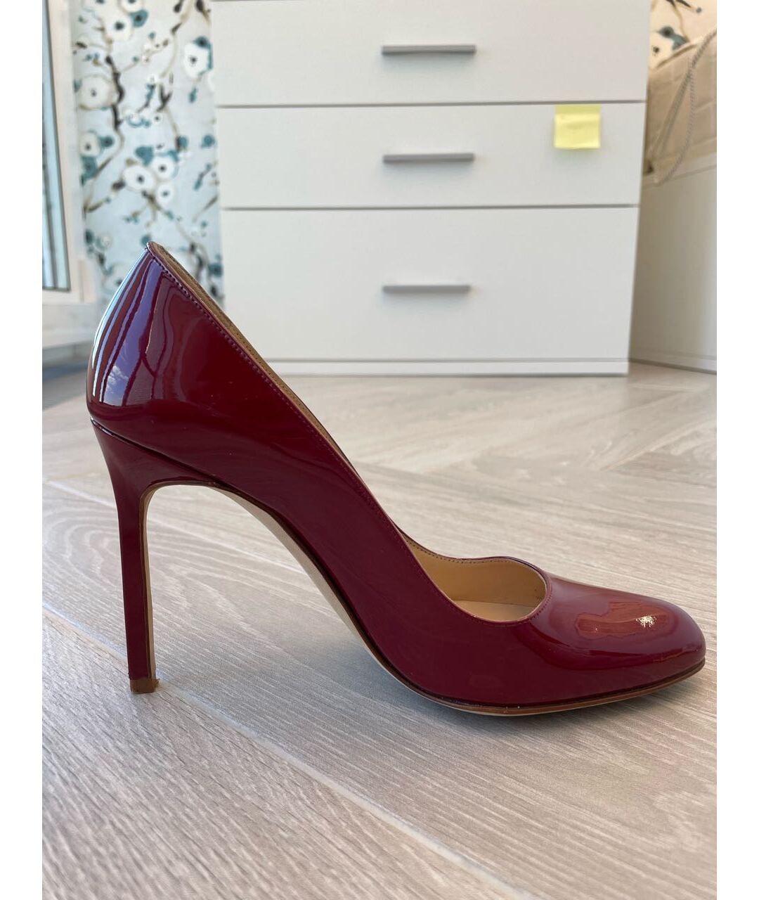 MANOLO BLAHNIK Красные туфли из лакированной кожи, фото 7