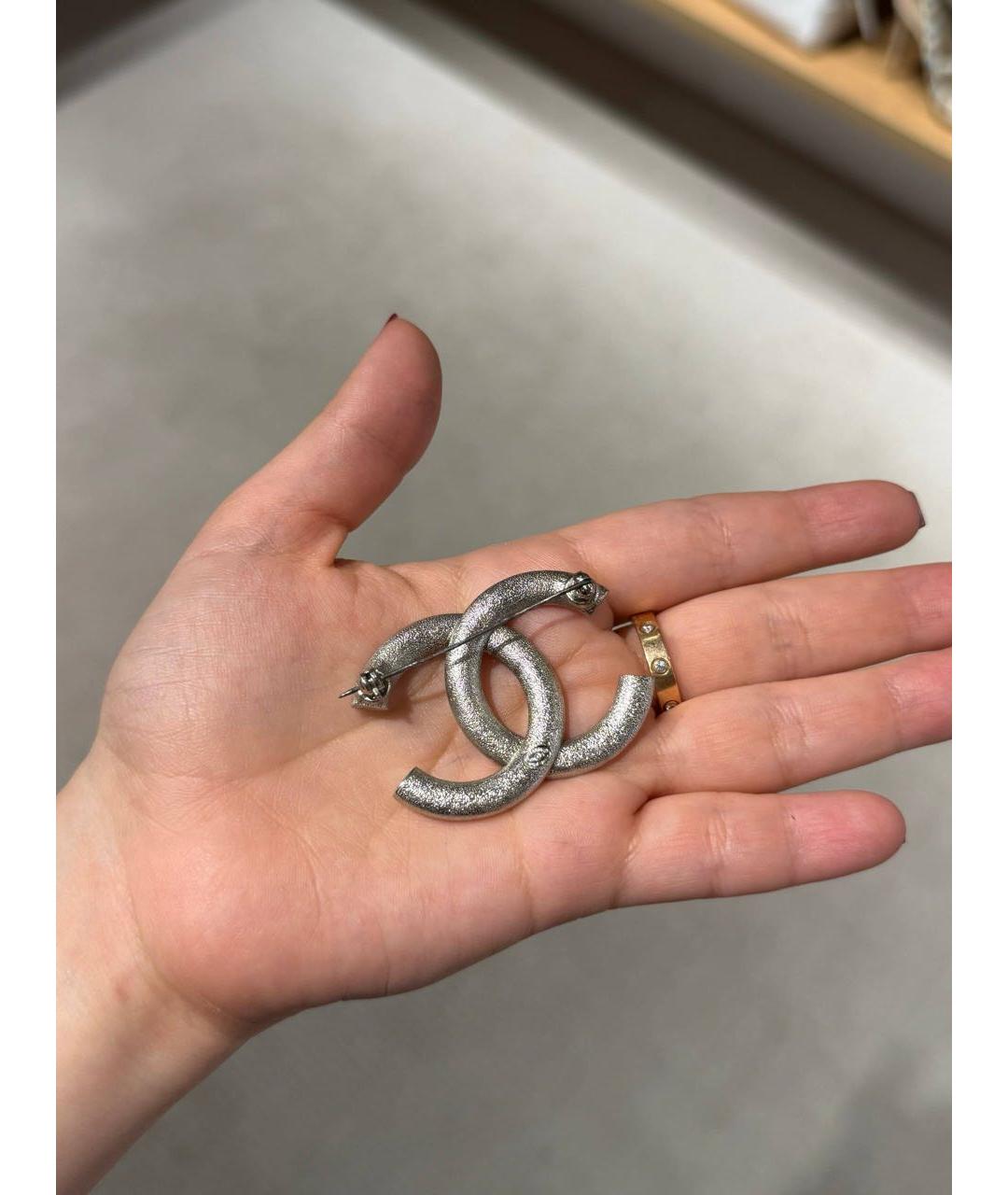 CHANEL Серебряная металлическая булавка / брошь, фото 5