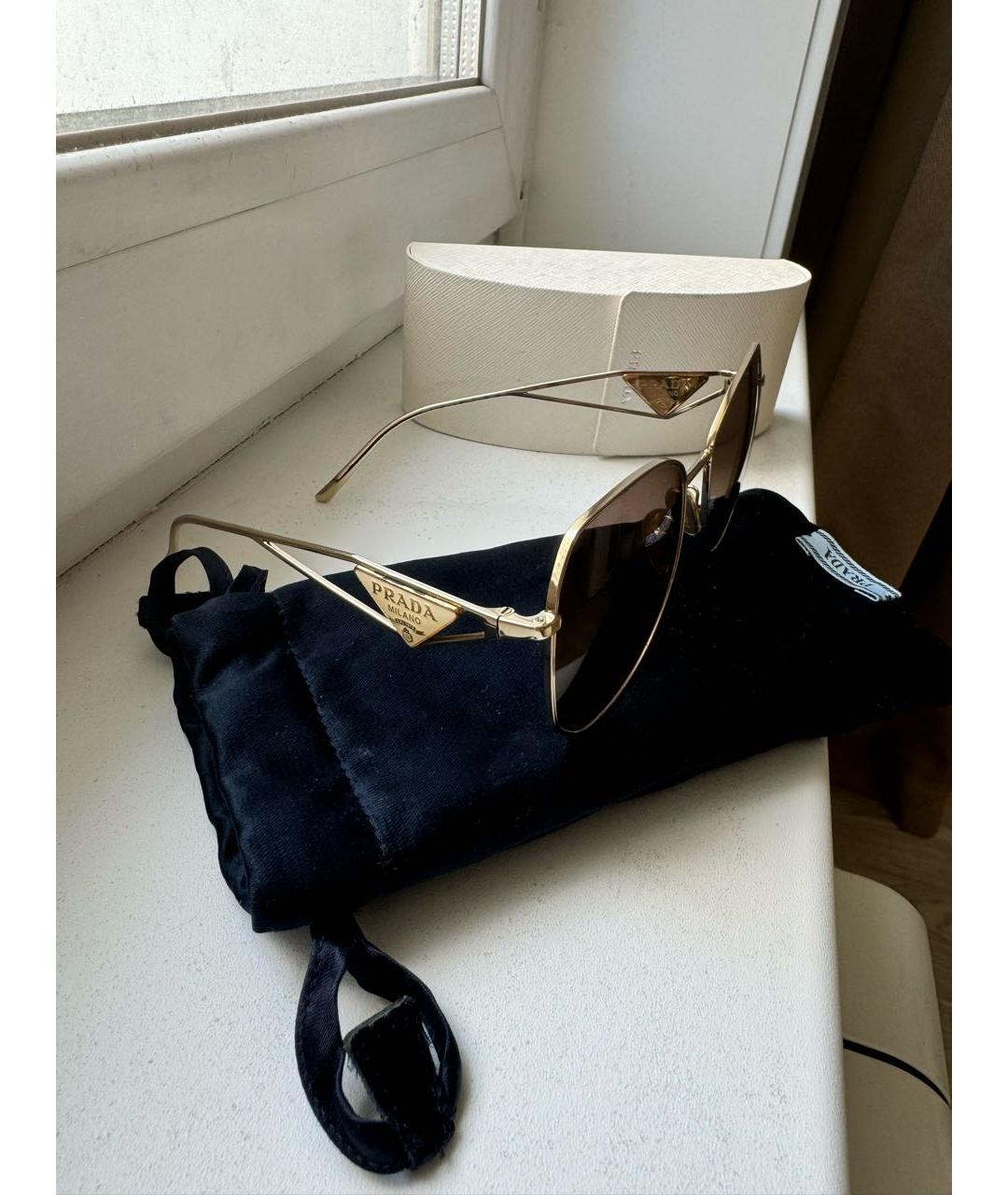 PRADA Золотые металлические солнцезащитные очки, фото 2