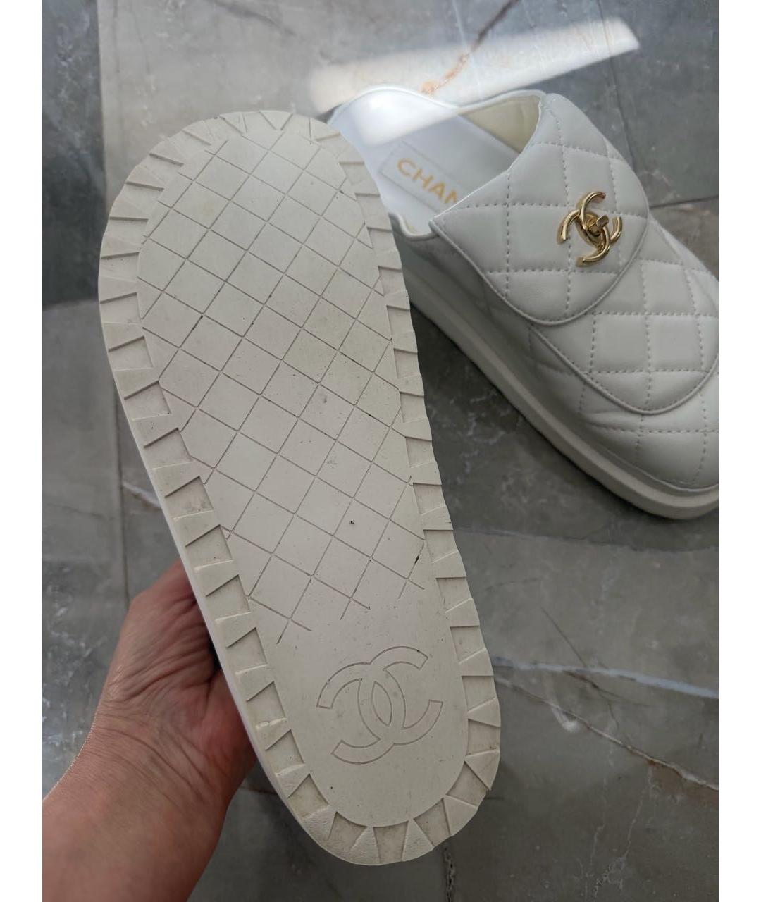 CHANEL Белые кожаные сабо, фото 5