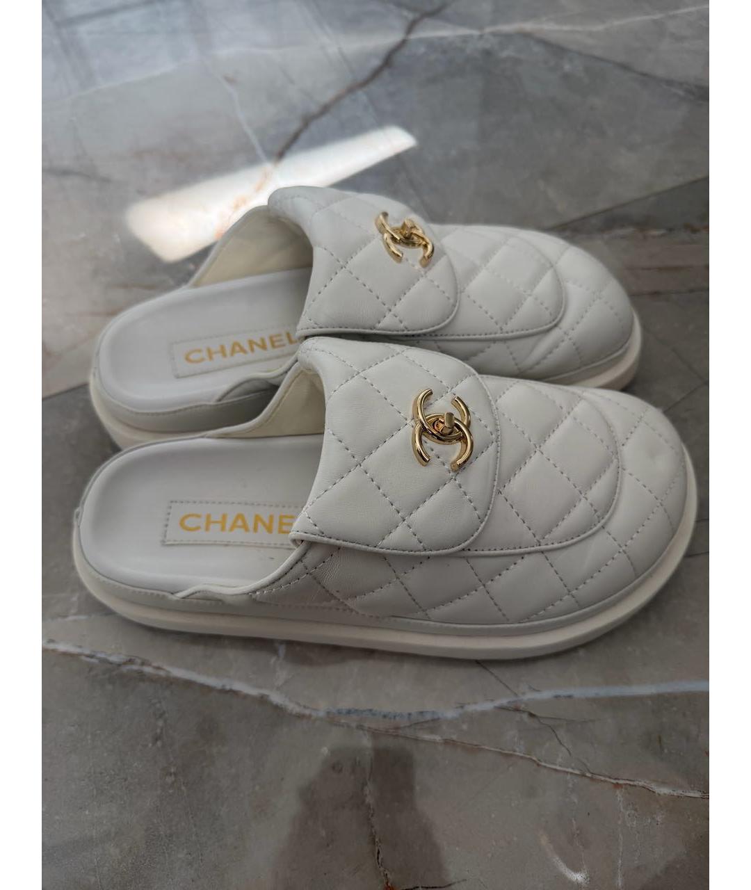 CHANEL Белые кожаные сабо, фото 6