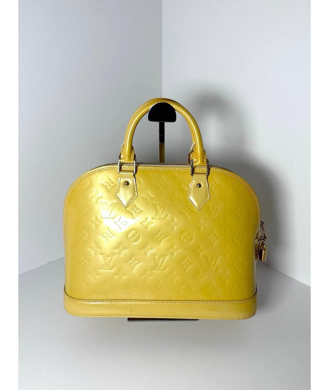 LOUIS VUITTON Желтая сумка с короткими ручками из лакированной кожи, фото 4