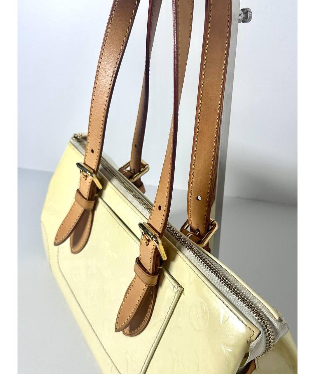 LOUIS VUITTON Бежевая сумка через плечо из лакированной кожи, фото 5
