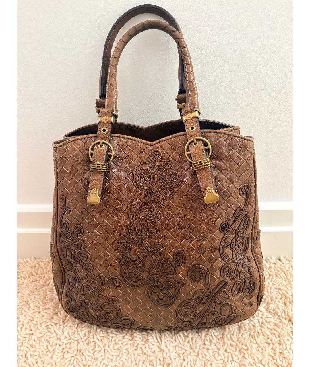 BOTTEGA VENETA Коричневая кожаная сумка с короткими ручками, фото 9