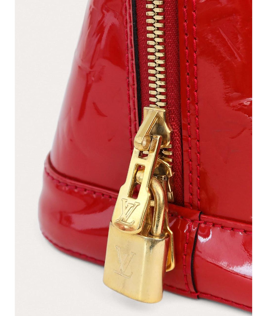 LOUIS VUITTON Красная сумка с короткими ручками из лакированной кожи, фото 6