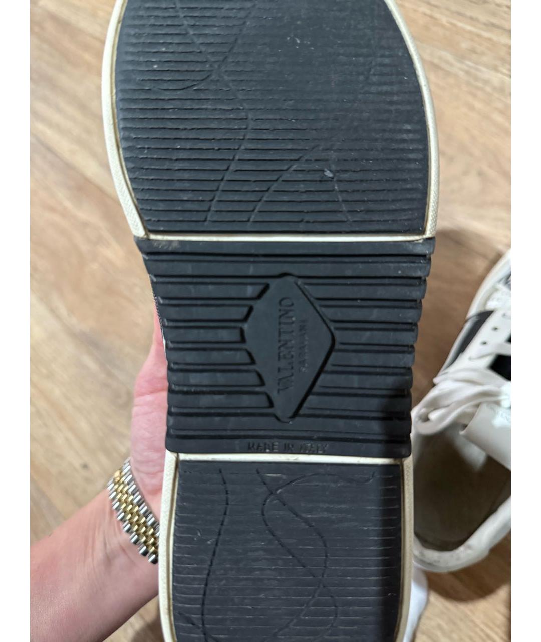 VALENTINO Белые кожаные кроссовки, фото 5