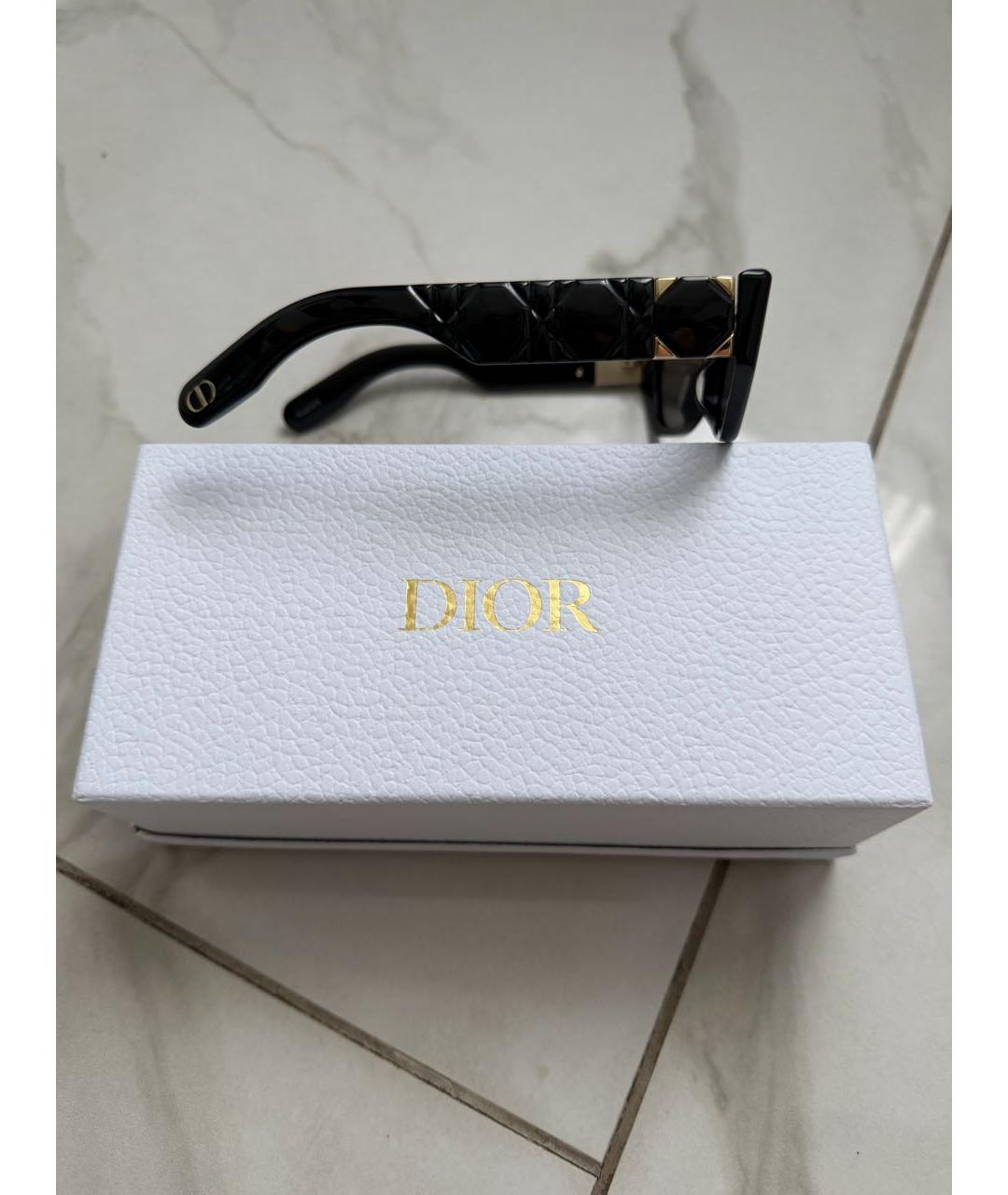 CHRISTIAN DIOR Черные пластиковые солнцезащитные очки, фото 2