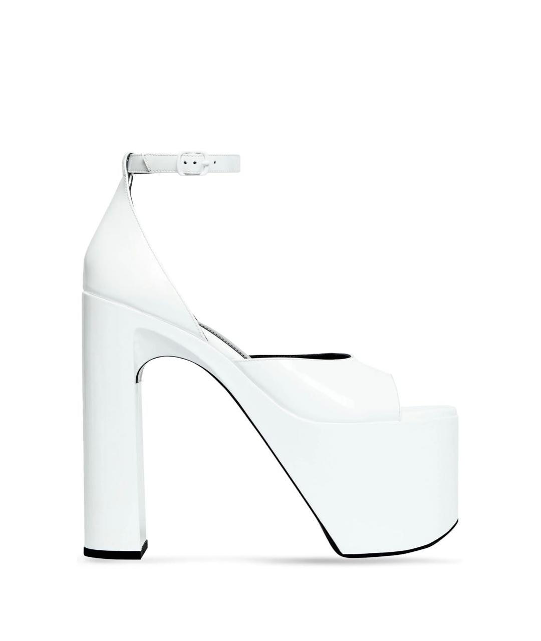 BALENCIAGA Белые босоножки из лакированной кожи, фото 1