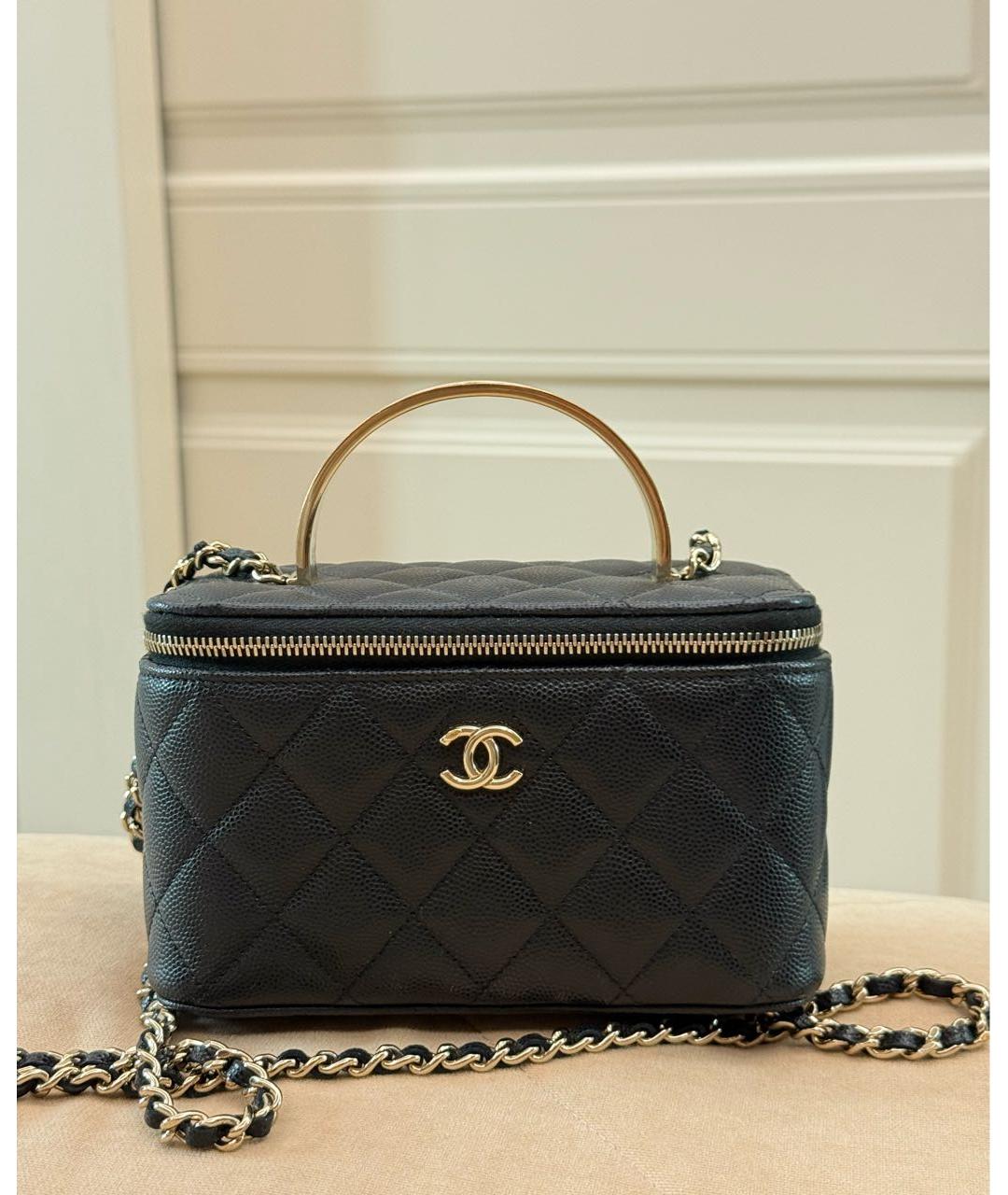 CHANEL Черная кожаная сумка с короткими ручками, фото 5