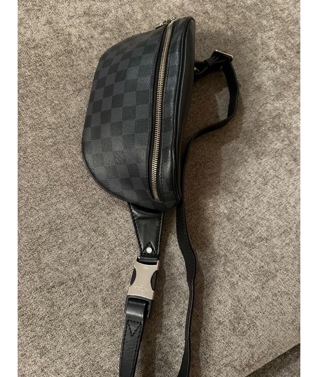 LOUIS VUITTON Серая поясная сумка, фото 3