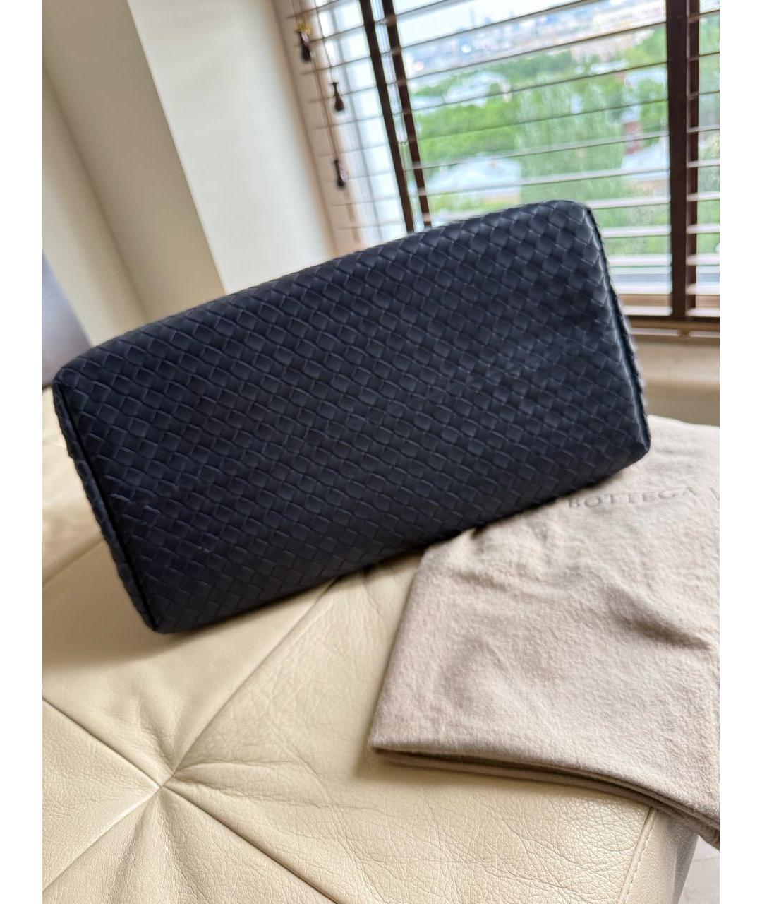 BOTTEGA VENETA Темно-синяя кожаная сумка с короткими ручками, фото 8