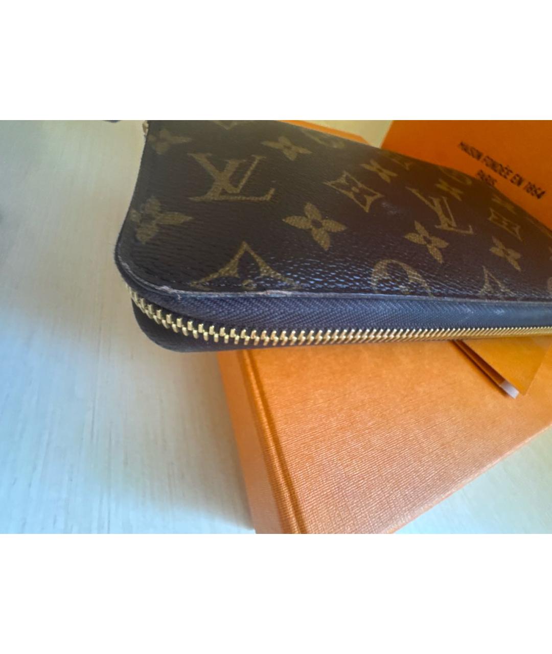 LOUIS VUITTON Коричневый кошелек, фото 6