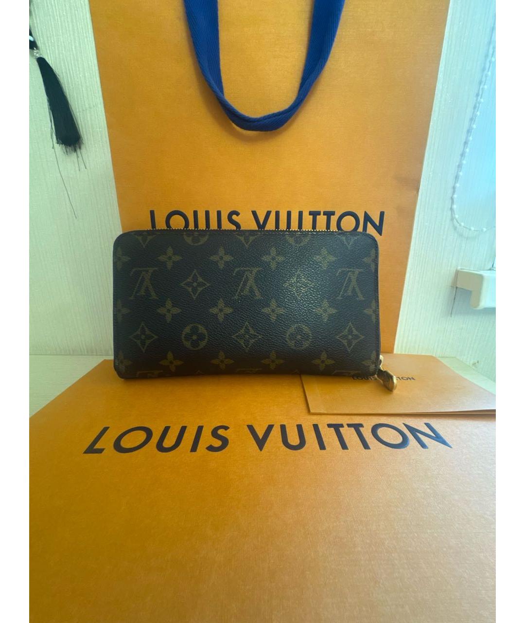 LOUIS VUITTON Коричневый кошелек, фото 2