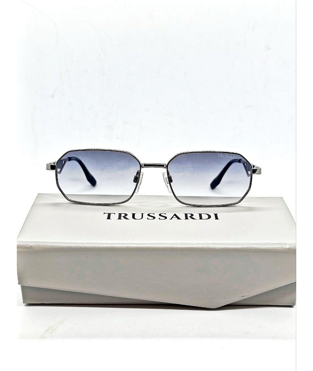 TRUSSARDI Серебряные металлические солнцезащитные очки, фото 2