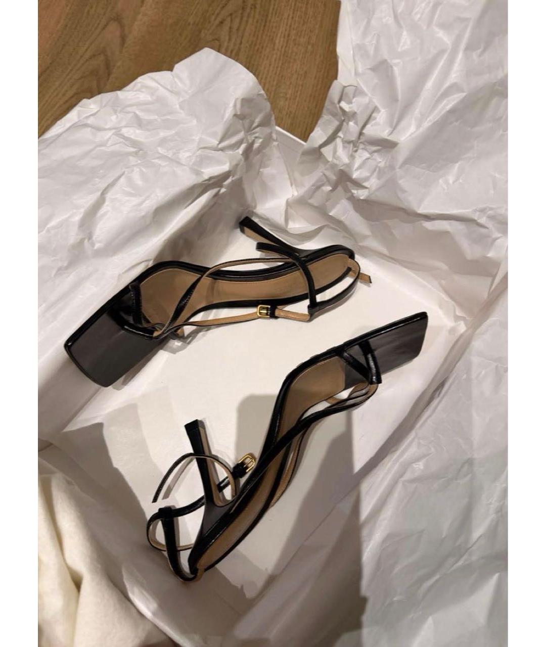 BOTTEGA VENETA Черные кожаные босоножки, фото 4