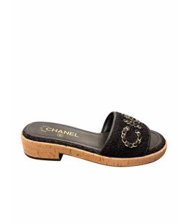 CHANEL Шлепанцы